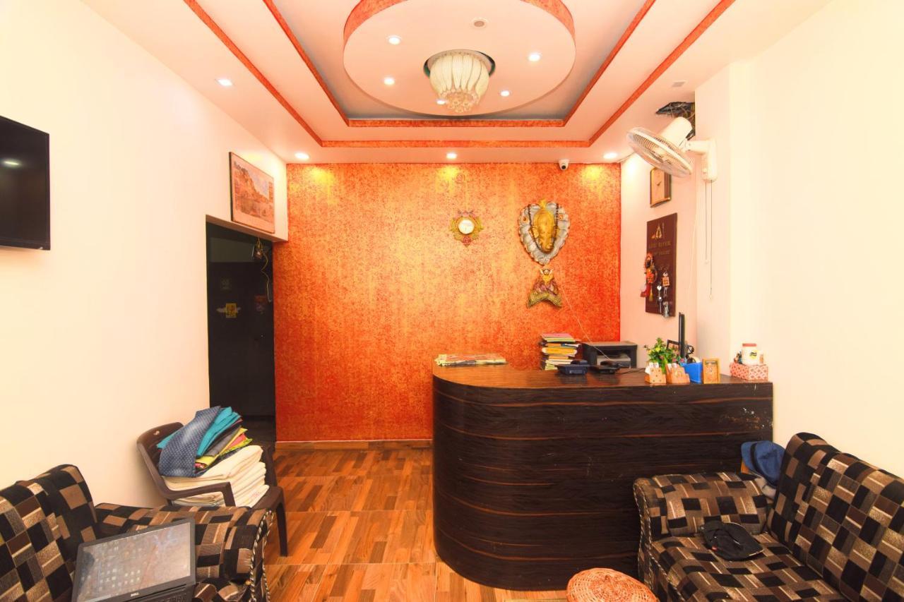 Assi River Guest House - Varanasi, Varanasi